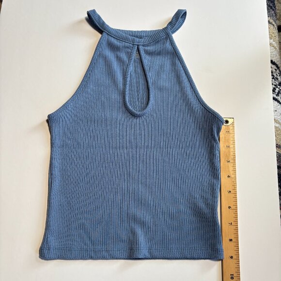 American Eagle Ribbed Cropped Blue Tank Top with Chest Keyhole Size Small - Picture 6 of 9